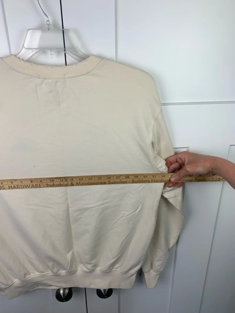 Magnolia Johanna Gaines Womens MEDIUM Crew Neck SILOS Sweatshirt IVORY - Picture 6 of 6